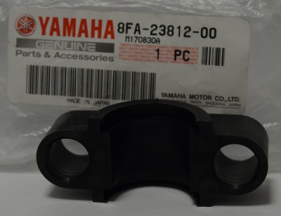Кронштейн YAMAHA 8FA-23812-00-00