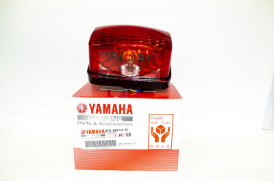 Фонарь YAMAHA 8FN-84710-01-00 задний в сборе