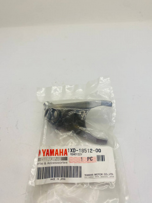 Вилка КПП YAMAHA 1XD-18512-00-00